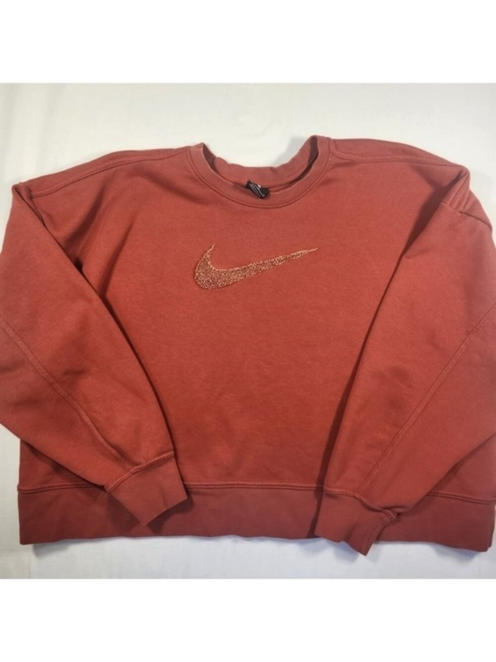 Nike Womens XL Burnt‎ Orange Crewneck Sweatshirt Leopard Print Swoosh Logo